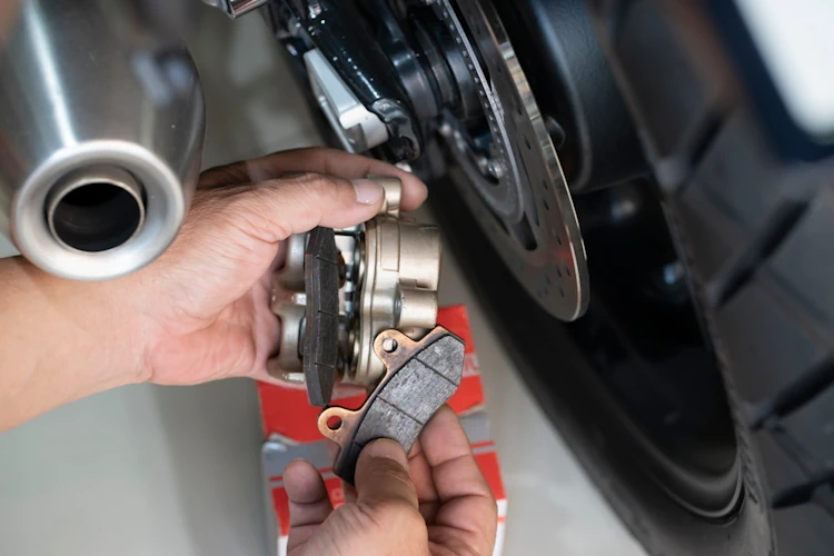 Fast Fit Header Brake Pads Fast Fit Header Brake Pads