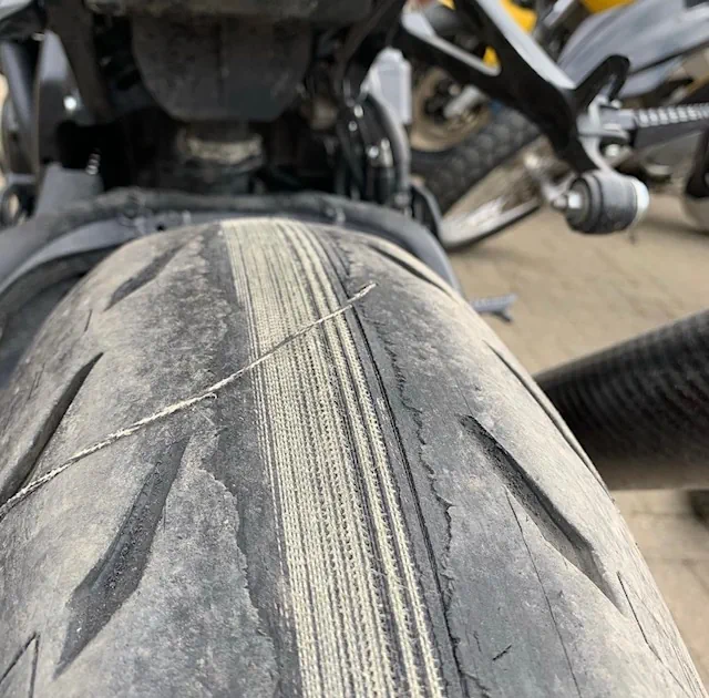 Tyre Worn to Belts Tyre Worn to Belts